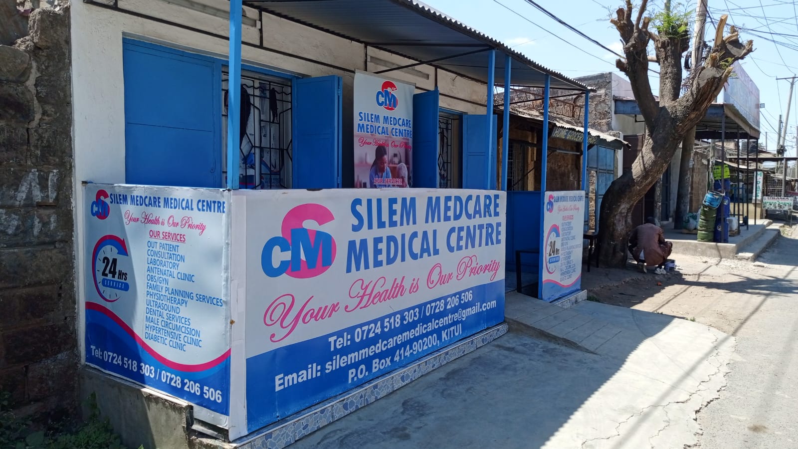The real Silem Medcare entrance in Komarock